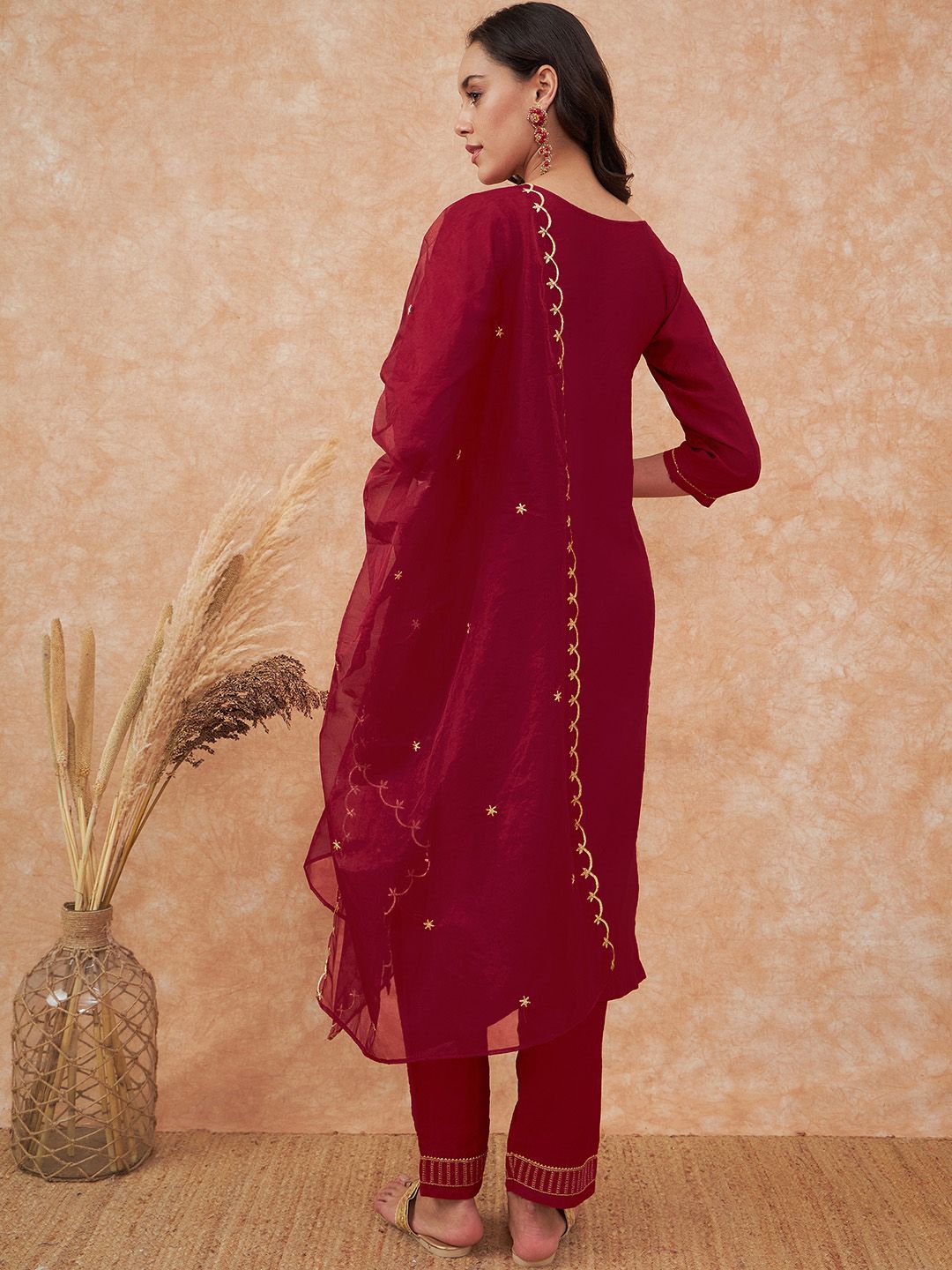 Dhiyona SN Women's Maroon Floral Embroidered Straight Kurta With Trousers & Dupatta