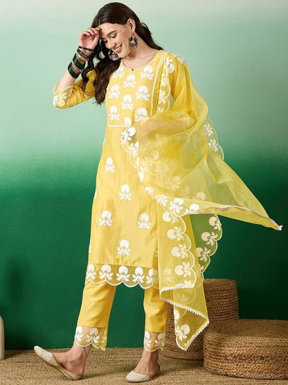 Dhiyona SN Women's Embroidered Straight Kurta With Trouser & Dupatta