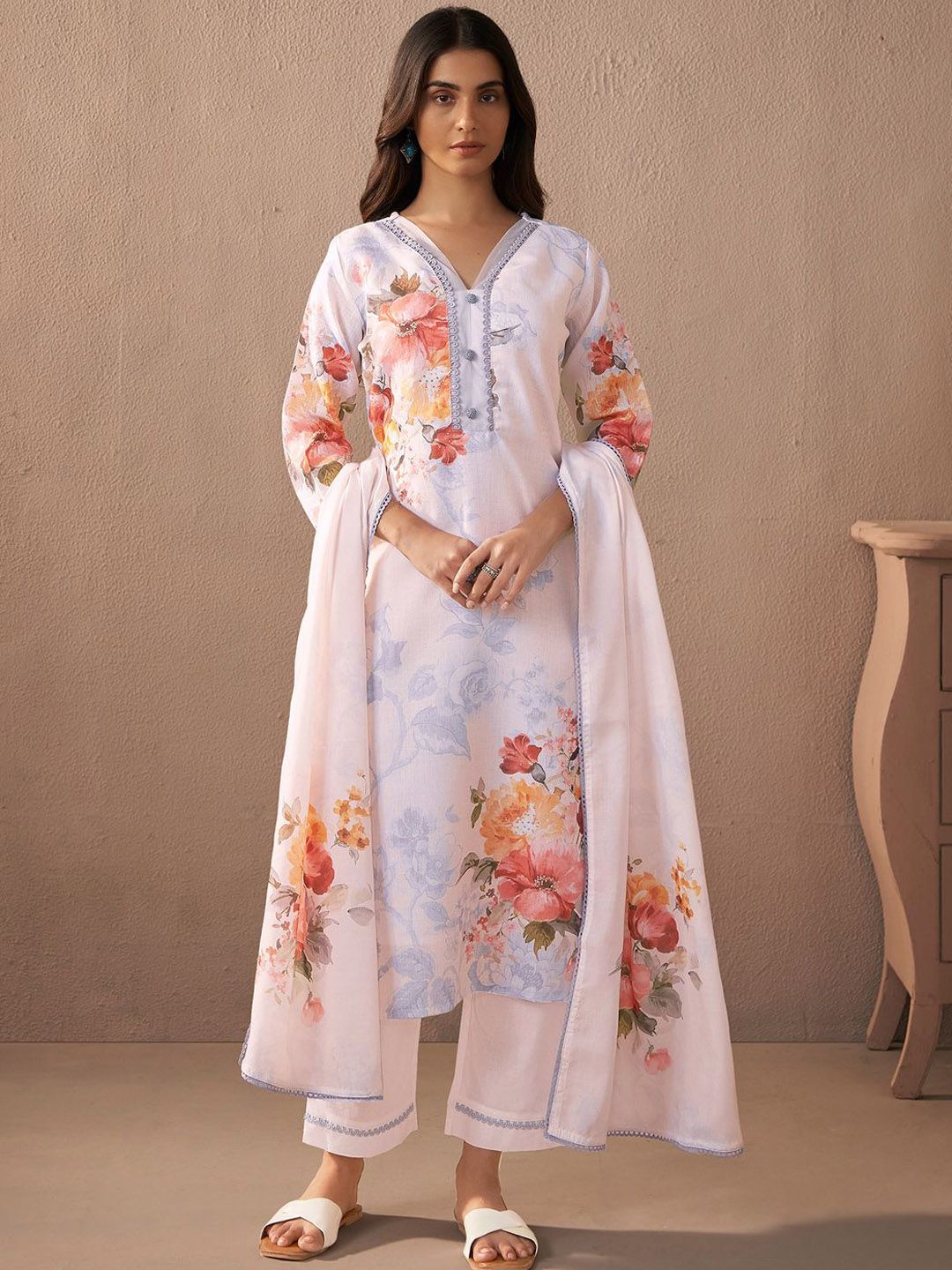 Floral Printed Beads and Stones Linen Straight Kurta with Trousers & Dupatta