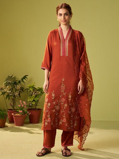 Dhiyona IE Women Floral Embroidered Kurta with Trousers & Dupatta