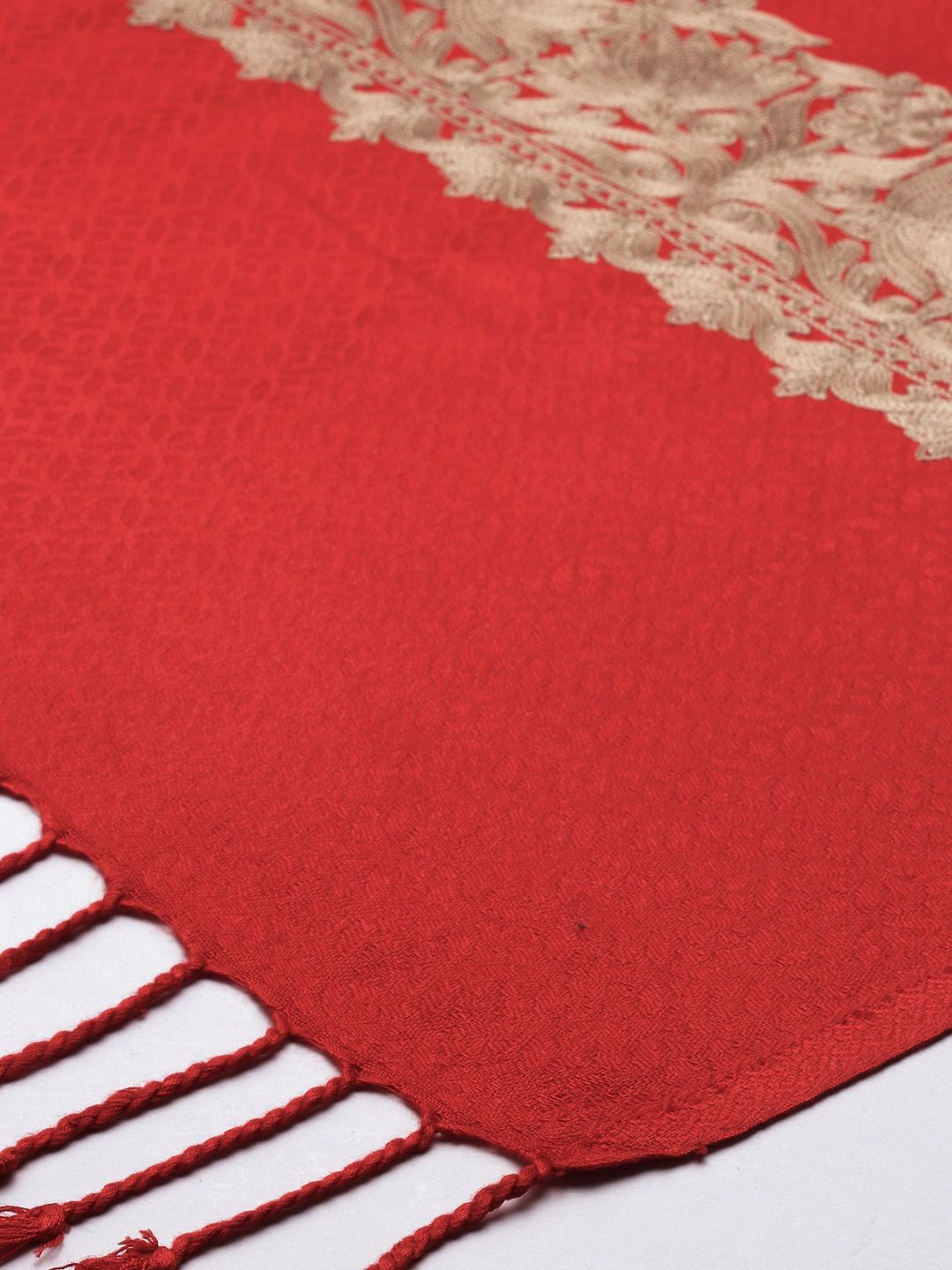 Dhiyona PA Women Red Aari Embroidered Shawl