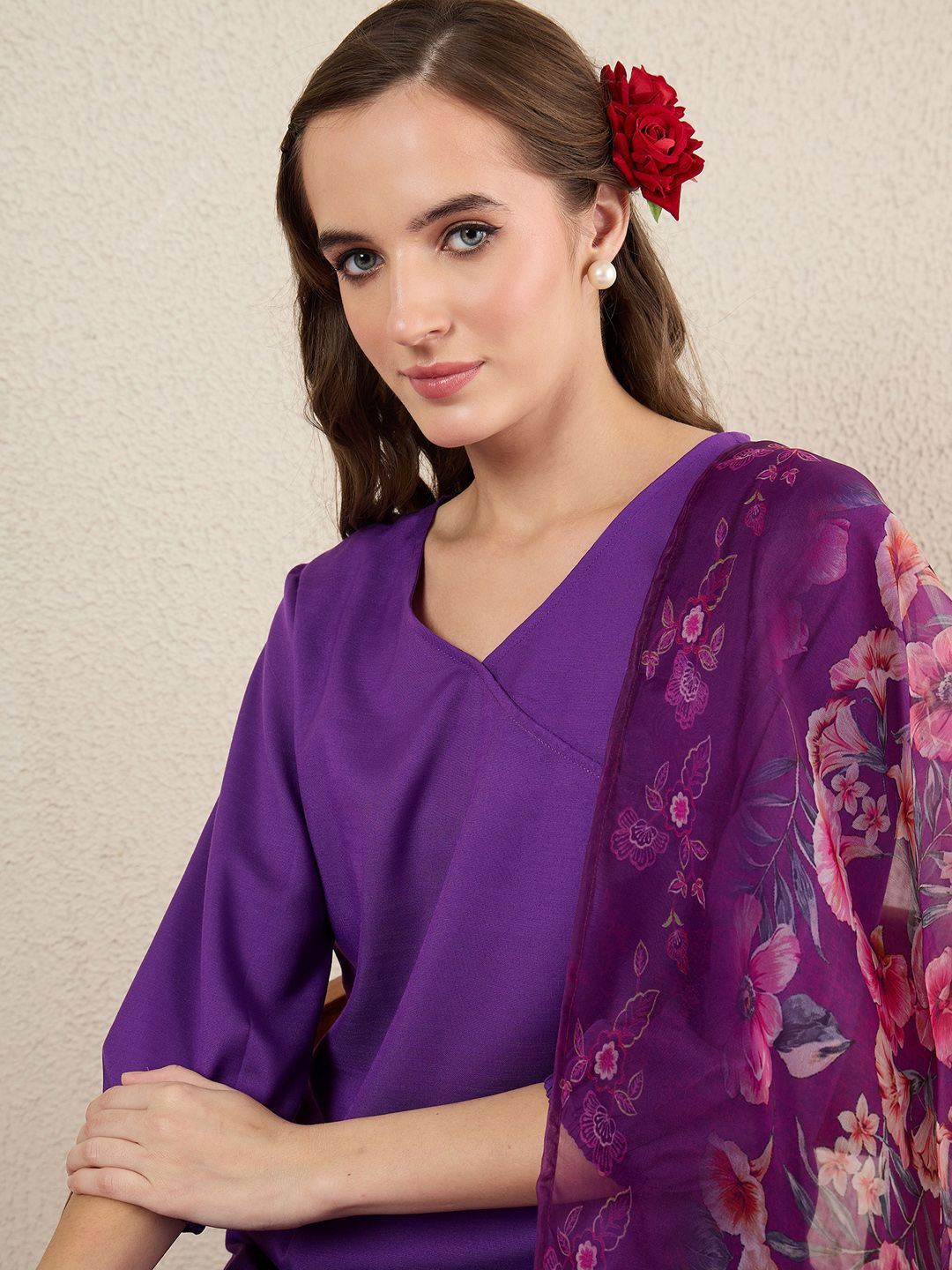 Dhiyona IE V-Neck Straight Kurta With Trousers & Dupatta