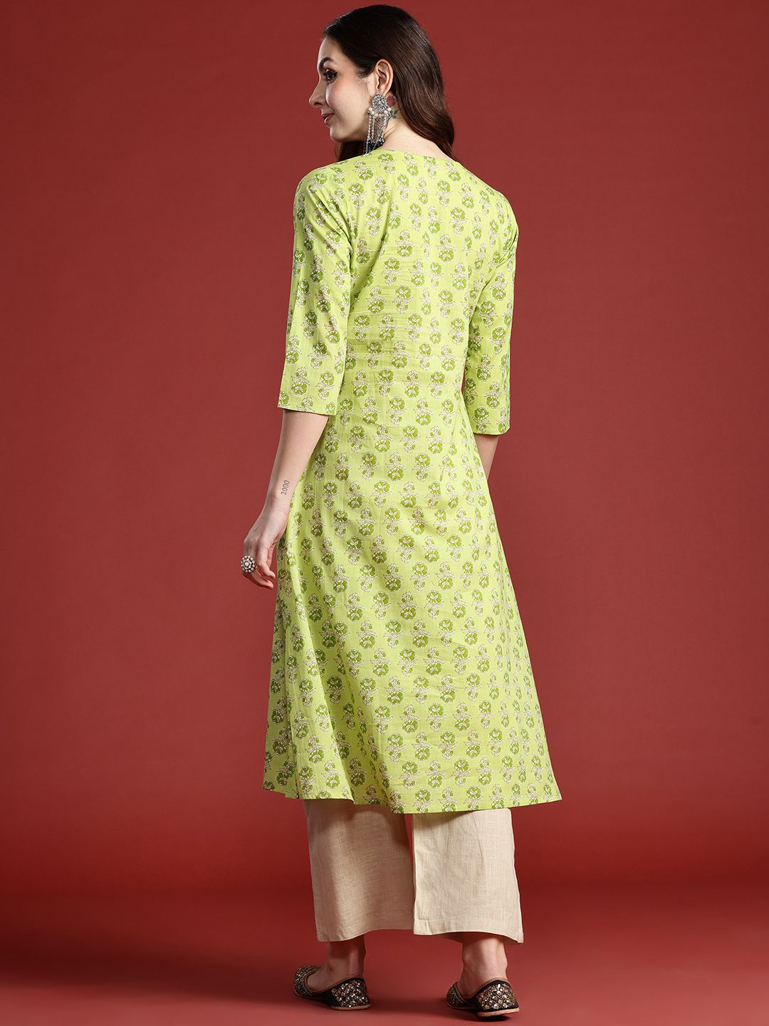 Dhiyona IE Women Floral Printed Pure Cotton Kurta