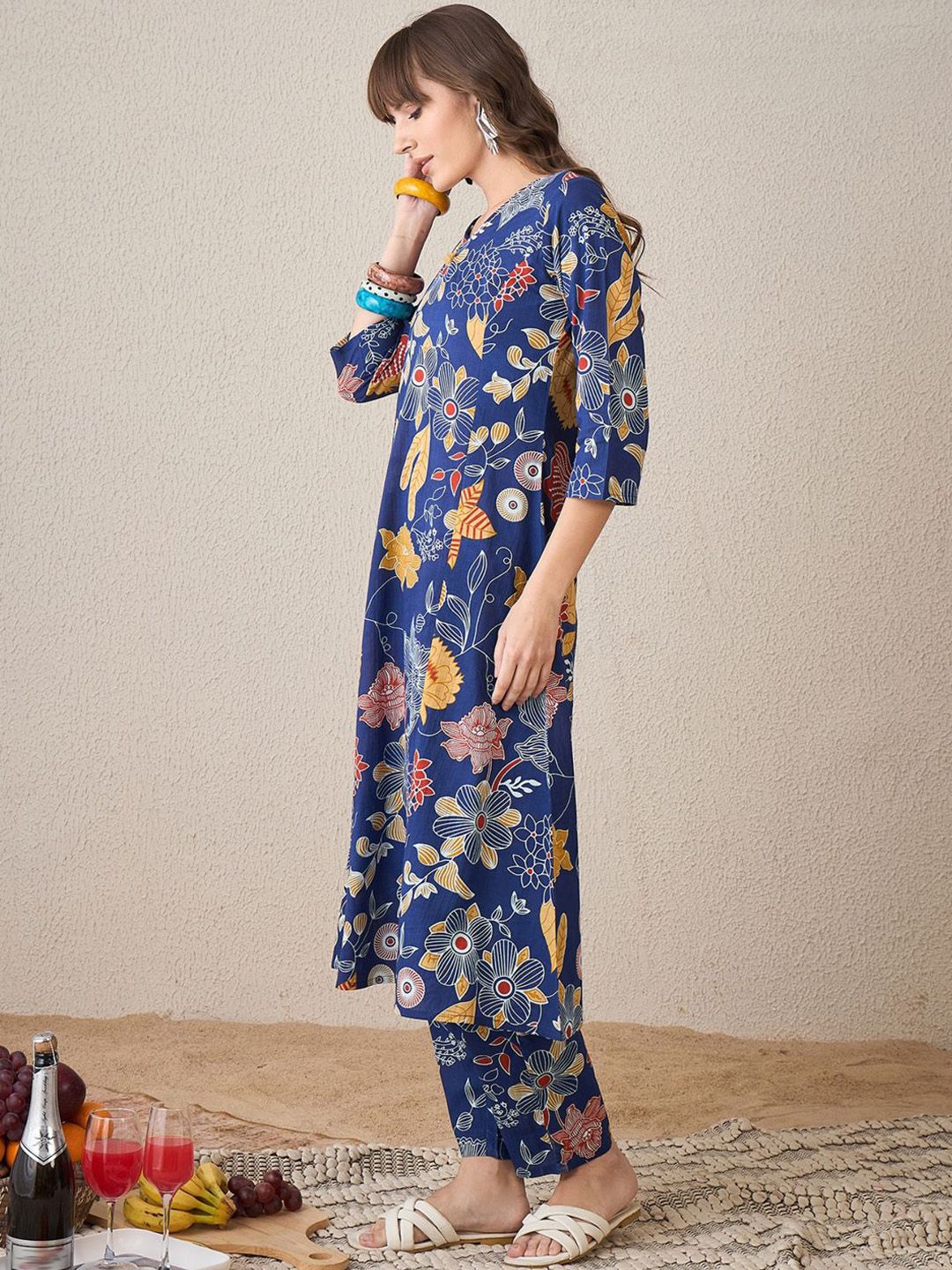 Dhiyona IE Women Floral Printed Regular Pure Cotton Kurta with Trousers