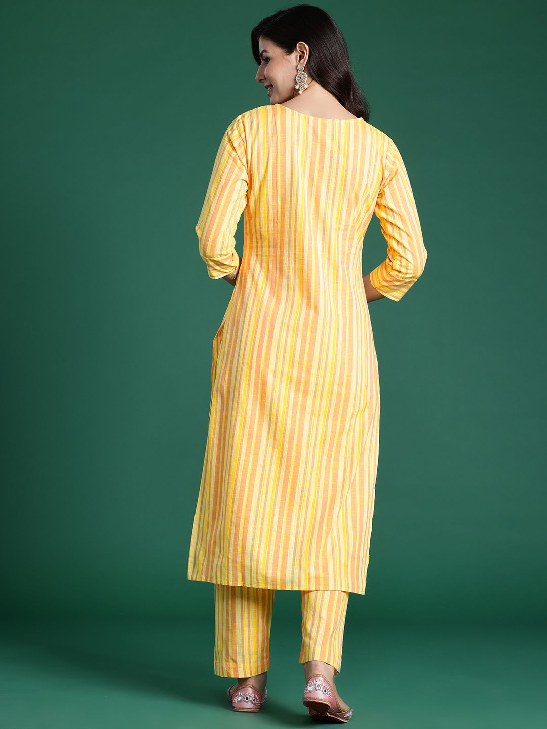 Dhiyona IE Floral Embroidered Thread Work Pure Cotton Kurta with Trousers