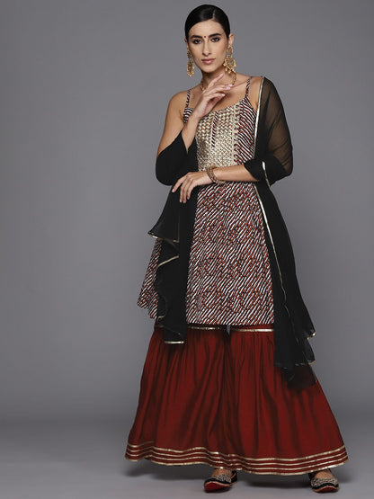 Dhiyona IE Women Dyed Regular Thread Work Kurta with Sharara & With Dupatta