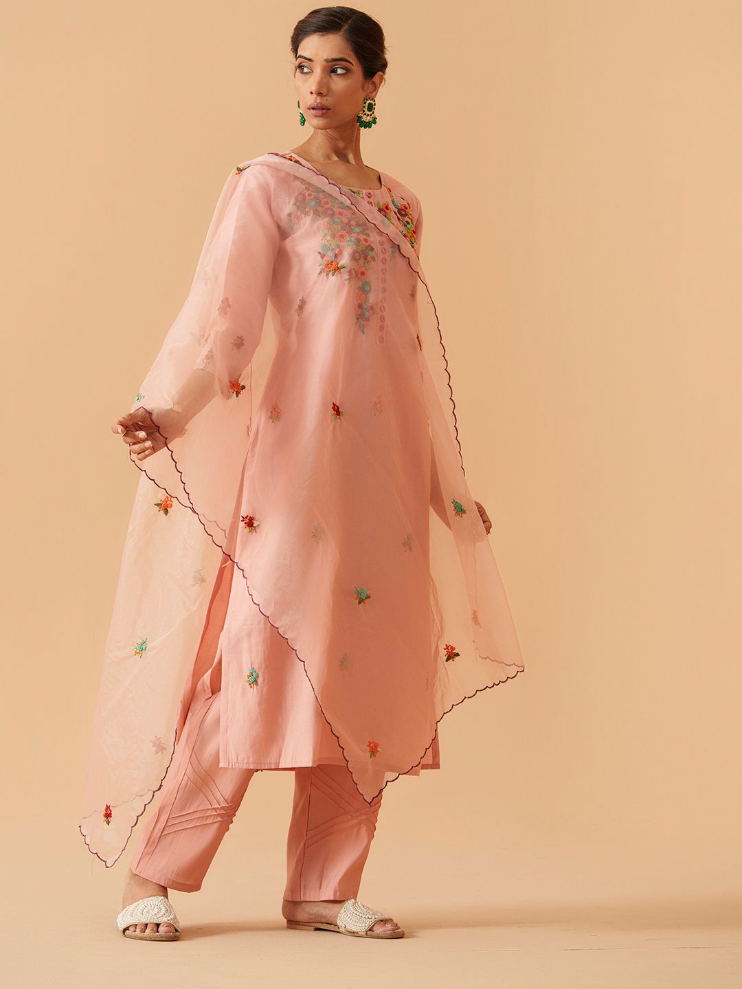 Dhiyona PD Women Embroidered Kurta With Trousers & Dupatta