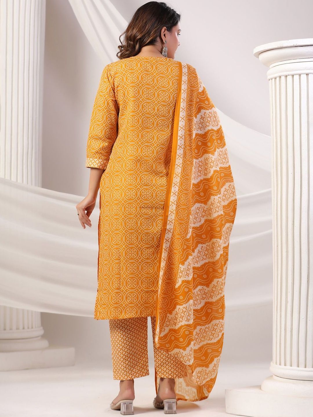 Women Ethnic Motifs Printed Cotton Kurta with Trousers & Dupatta