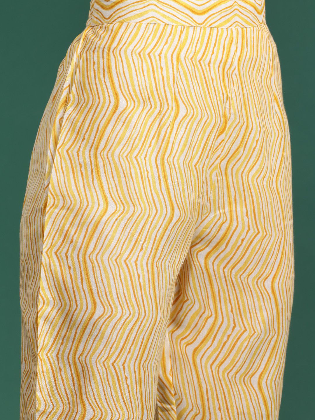 Floral Printed Regular Pure Cotton Kurta with Trousers & Dupatta