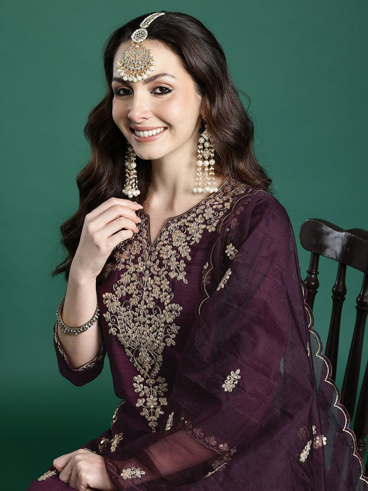 Dhiyona IE Ethnic Motifs Embroidered Gotta Patti Kurta with Trousers & With Dupatta