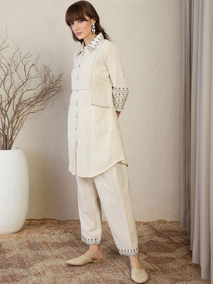 Women Ethnic Motifs Embroidered Regular Thread Work Kurta with Trousers