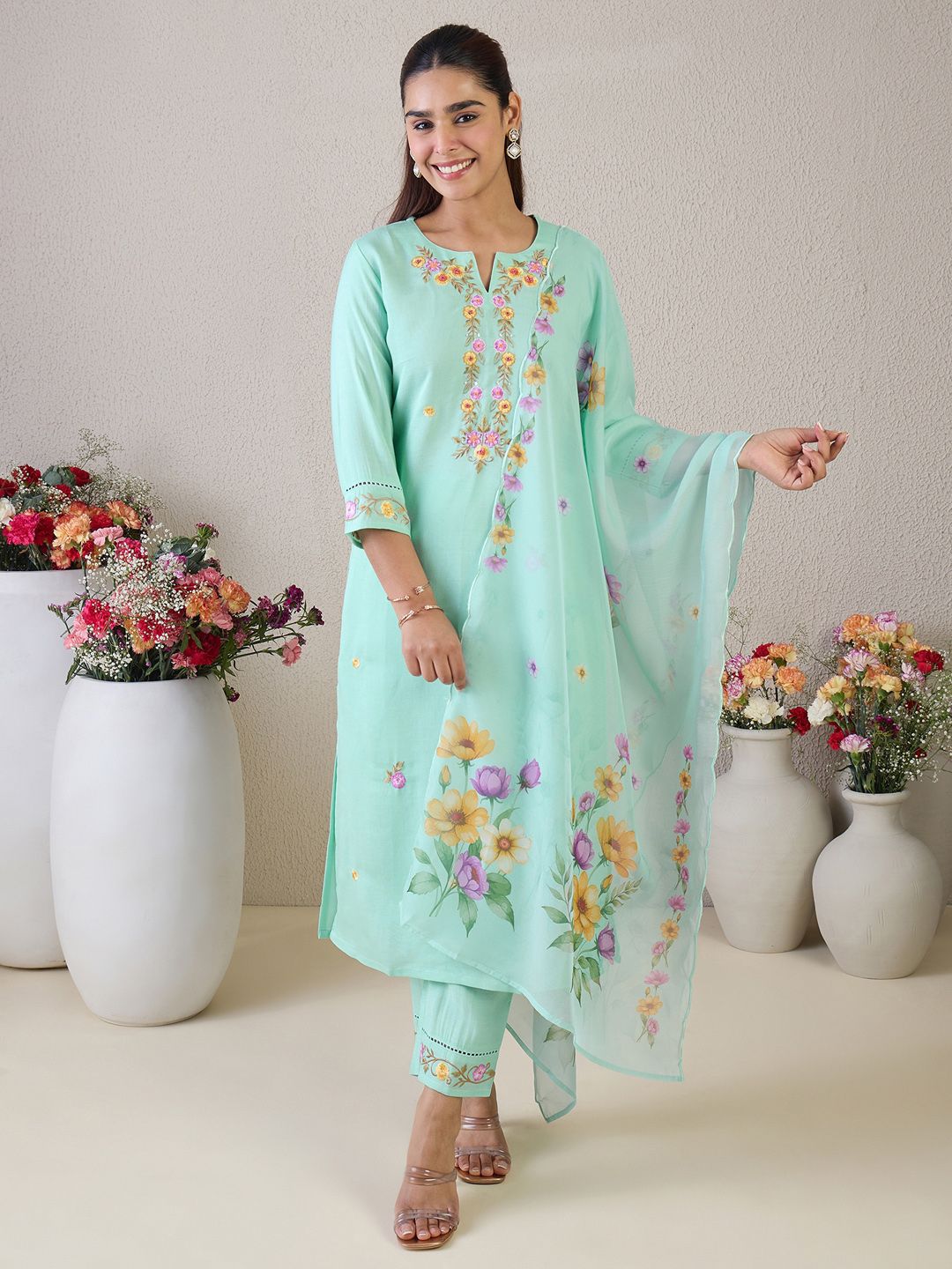 Dhiyona IE Women Floral Embroidered Kurta with Trousers & Dupatta