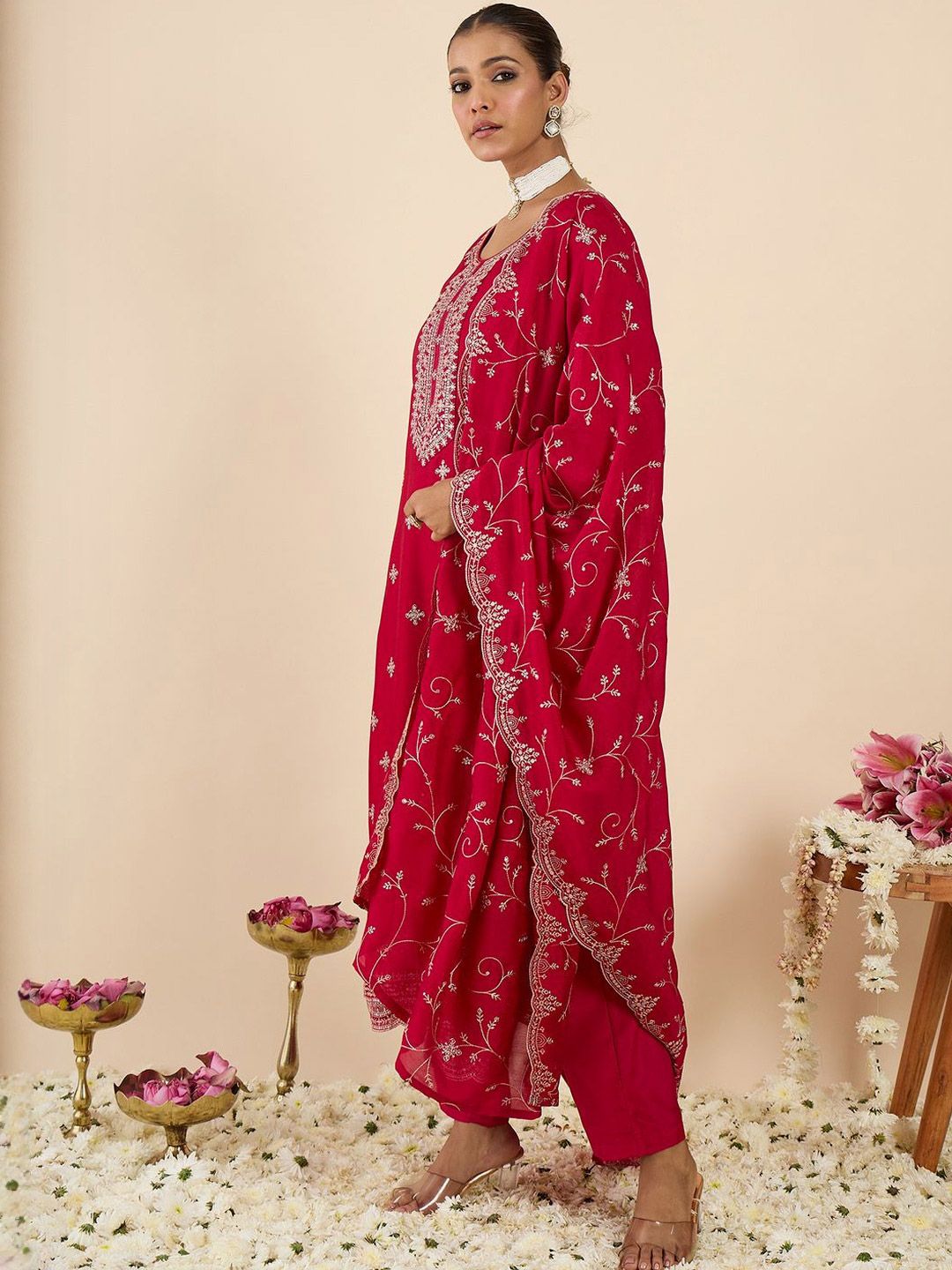 Women Ethnic Motifs Embroidered Regular Thread Work Kurta with Trousers & With Dupatta