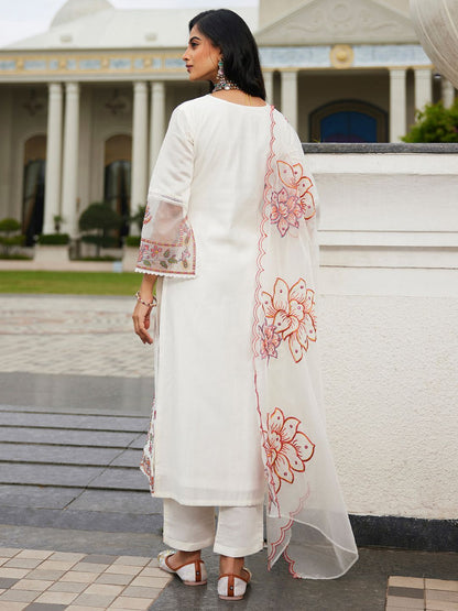 Dhiyona IE Women Ethnic Motifs Embroidered Regular Thread Work Kurta with Trousers & With Dupatta