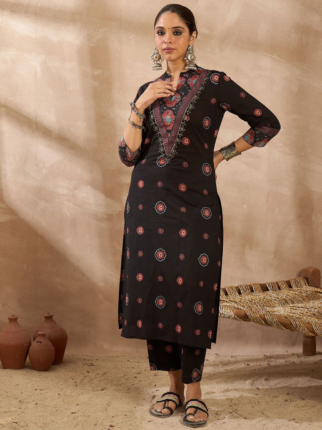 Women Ethnic Motifs Printed Regular Beads and Stones Pure Cotton Kurta with Trousers