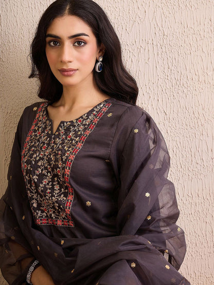 Dhiyona IE Floral Embroidered Notch Neck Straight Kurta With Trousers & Dupatta