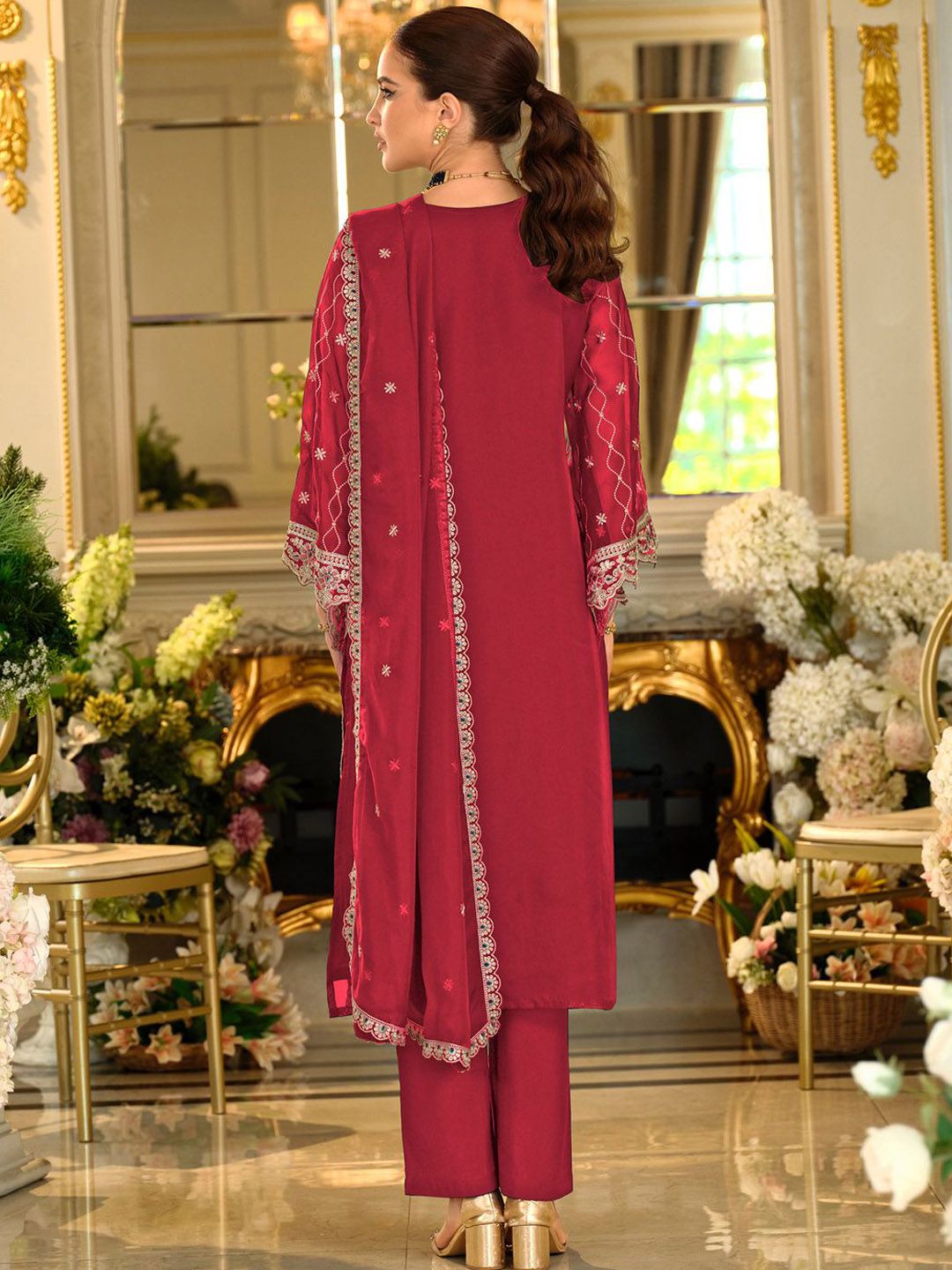 Ethnic Motifs Embroidered Zari Organza Straight Kurta & Trousers With Dupatta
