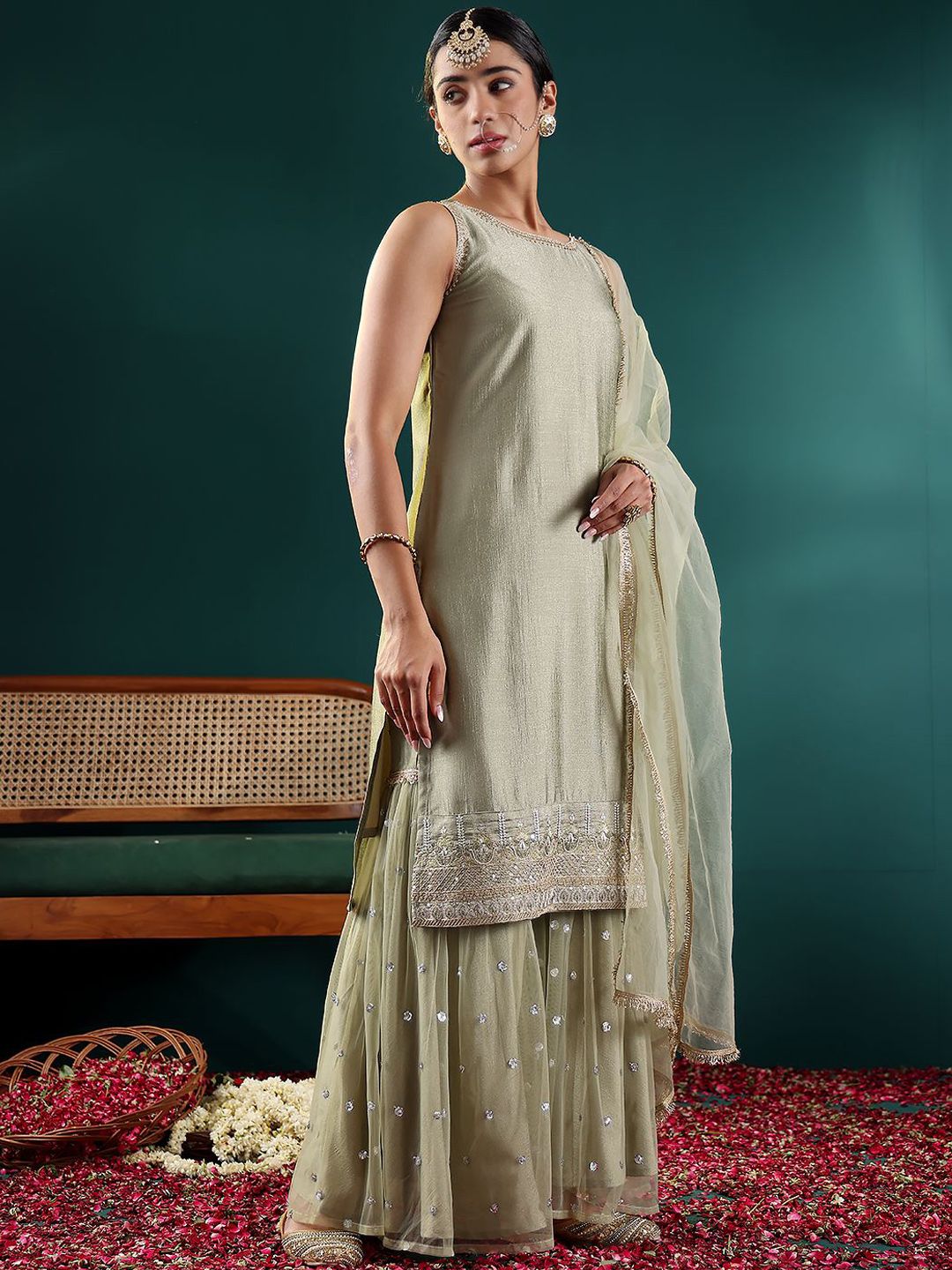 Dhiyona VA Women's Floral Embroidered Regular Kurta with Sharara & With Dupatta