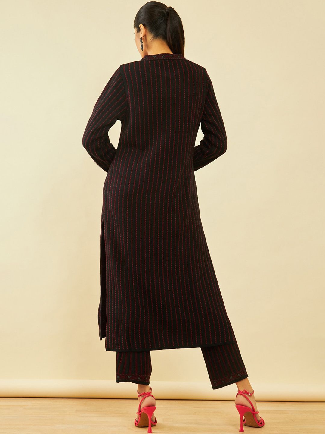 Dhiyona SO Women's Floral Woven Designed Regular Acrylic Kurta with Trousers