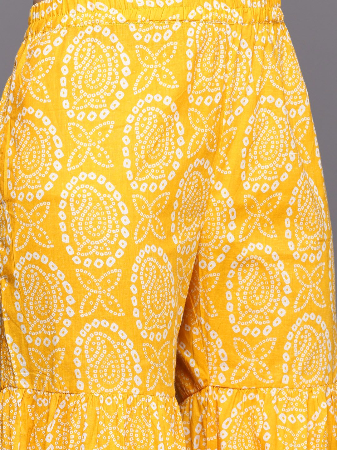 Dhiyona VA Women'sBandhani Printed Gotta Patti Pure Cotton Kurta With Sharara & With Dupatta