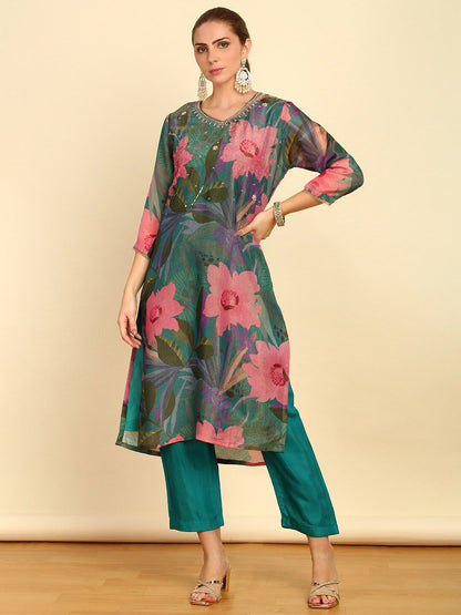 Dhiyona SO Women's Green Floral Printed Regular Beads & Stones Kurta With Trousers & Dupatta