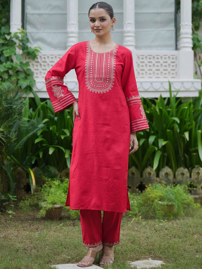 Dhiyona IE Women Ethnic Motifs Embroidered Regular Sequinned Kurta with Trousers