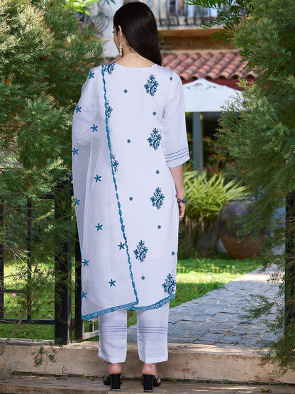 Floral Embroidered Regular Thread Work Kurta with Trousers & Dupatta