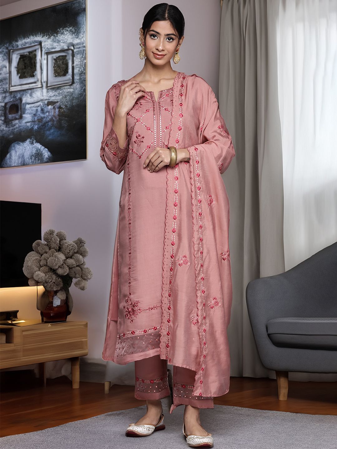 Dhiyona VA Women's Floral Embroidered Mirror Work Kurta With Trousers & Dupatta