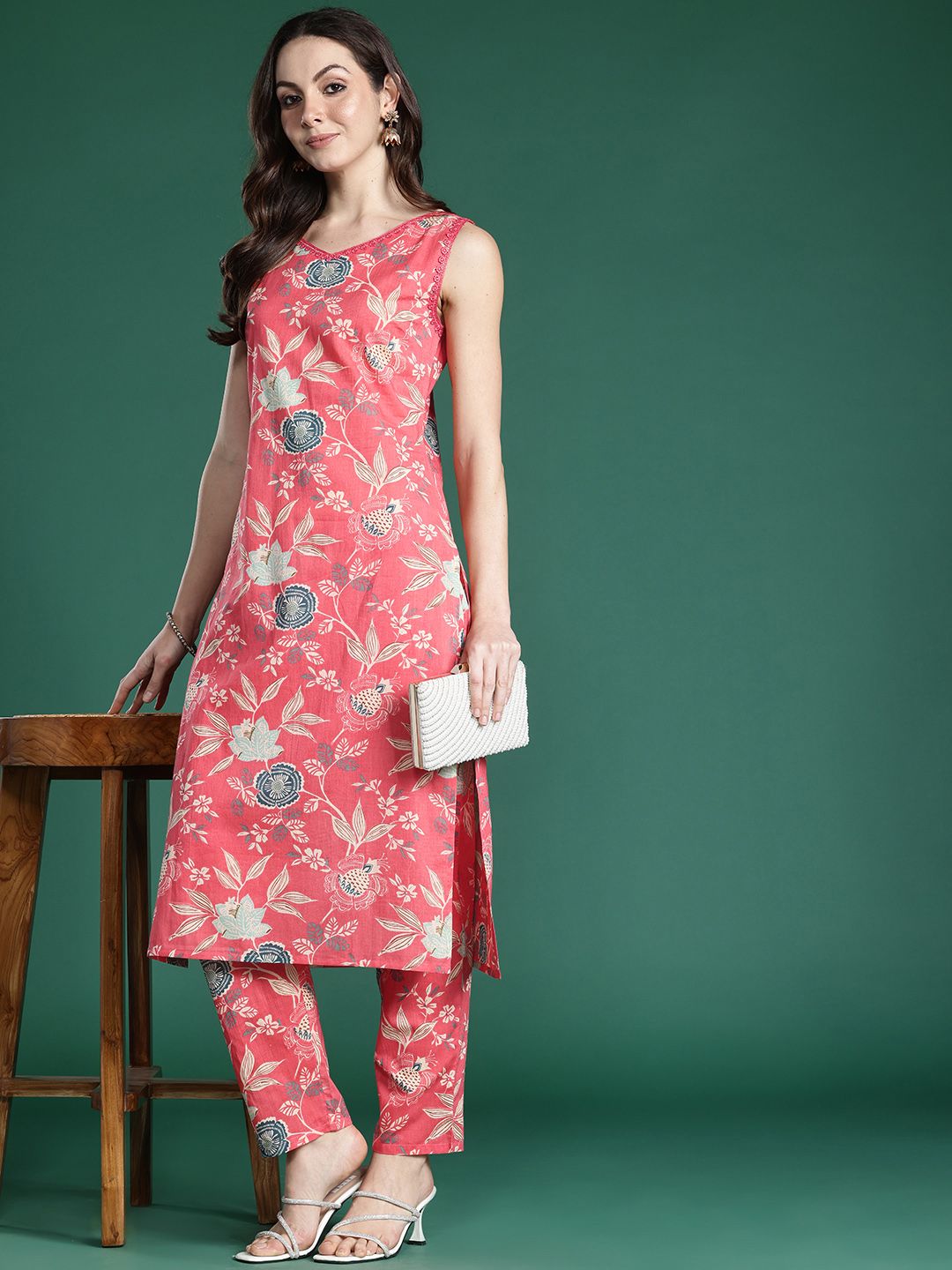 Dhiyona IE Floral Printed Pure Cotton Kurta with Trousers