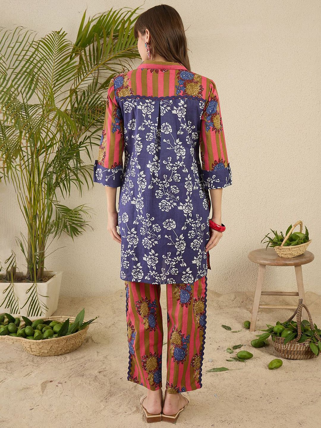 Dhiyona IE Floral Screen Printed Shirt Collar Pure Cotton Straight Kurta With Trousers