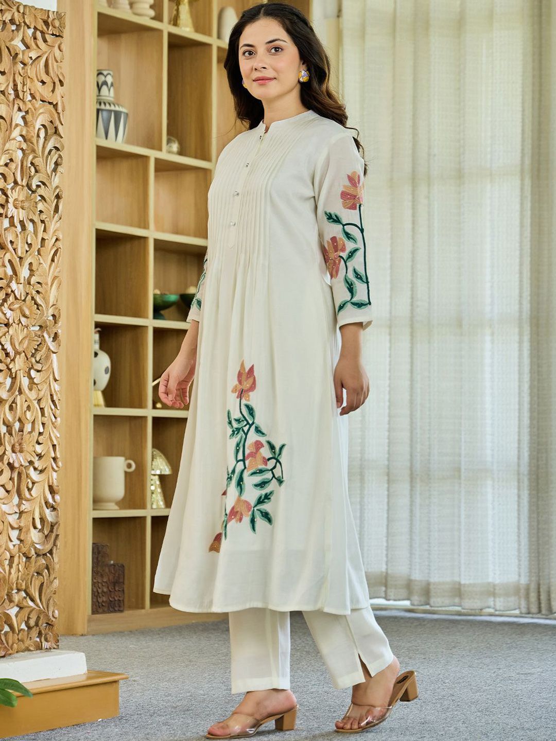 Floral Embroidered Mandarin Collar A Line Pure Cotton Kurta Wwith Trousers