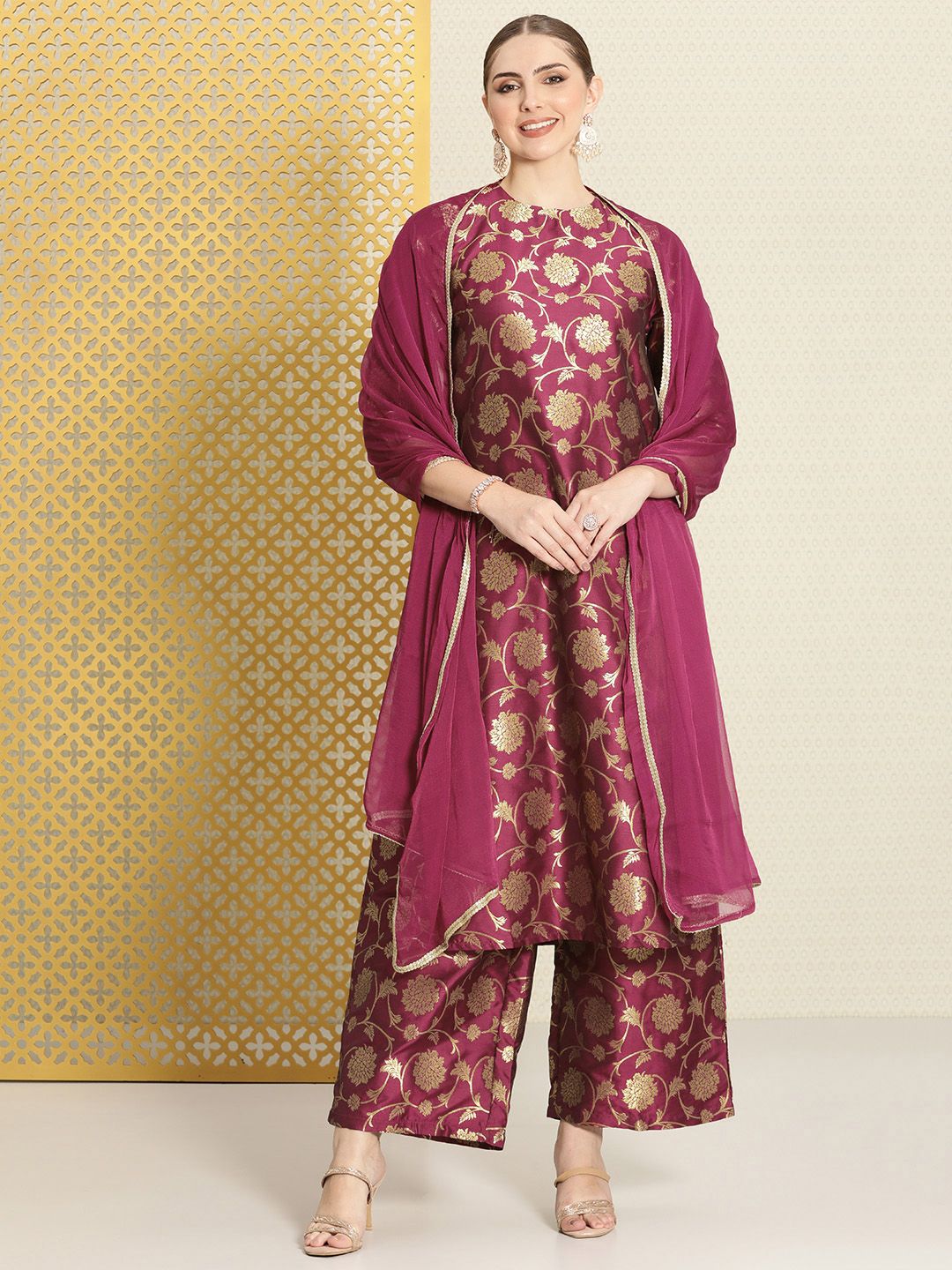 Dhiyona PD Women Women Jashn Floral Self-Design Kurta & Palazzos With Dupatta