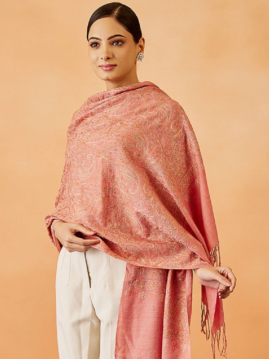 Dhiyona PA Women Paisley Embroidered Shawl
