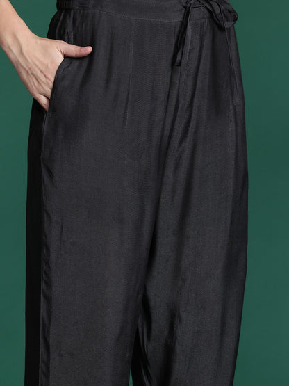 Floral Printed Regular Beads and Stones Kurta with Trousers & Dupatta