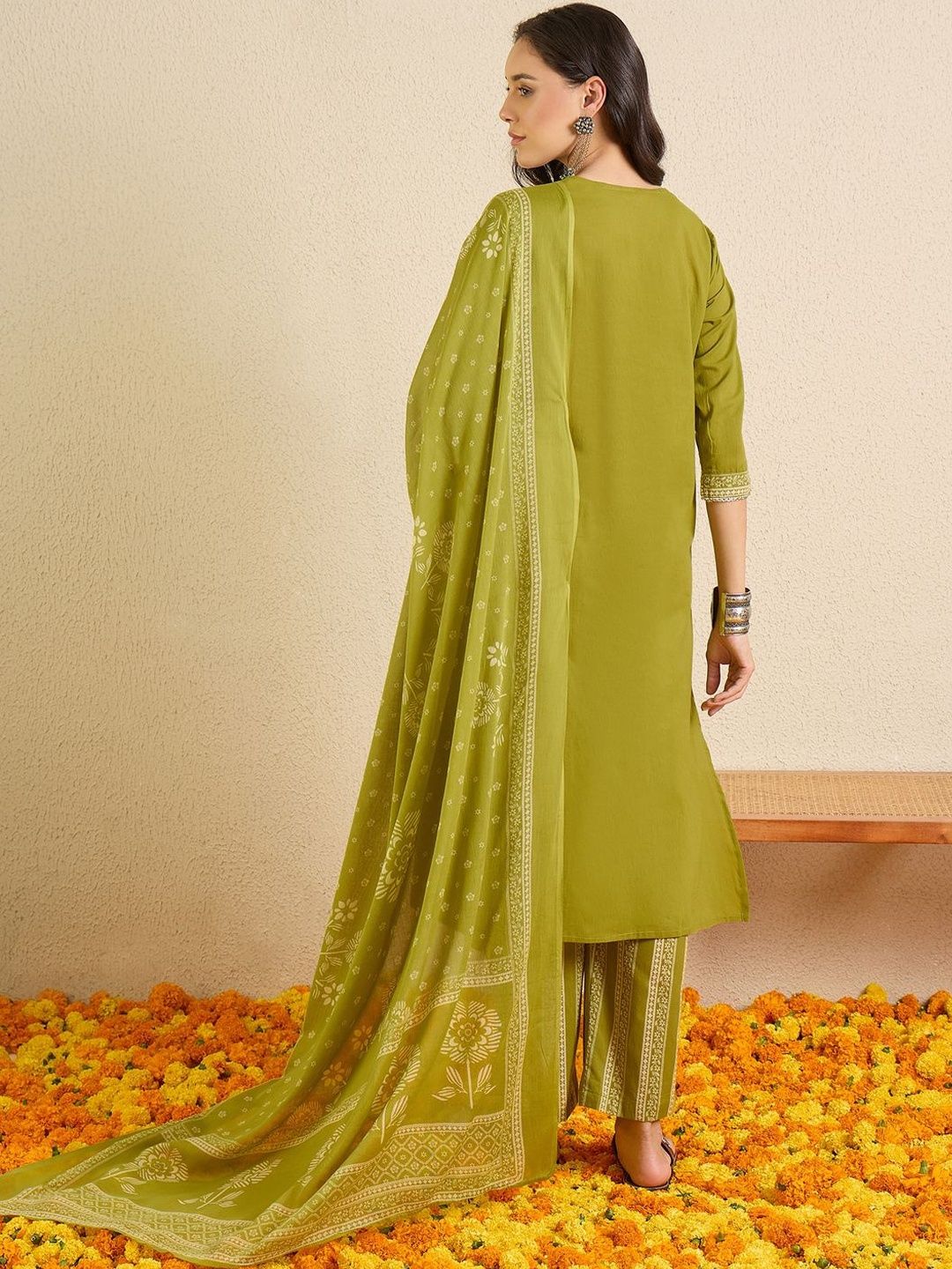 Women Ethnic Motifs Regular Thread Work Pure Cotton Kurta with Trousers & With Dupatta
