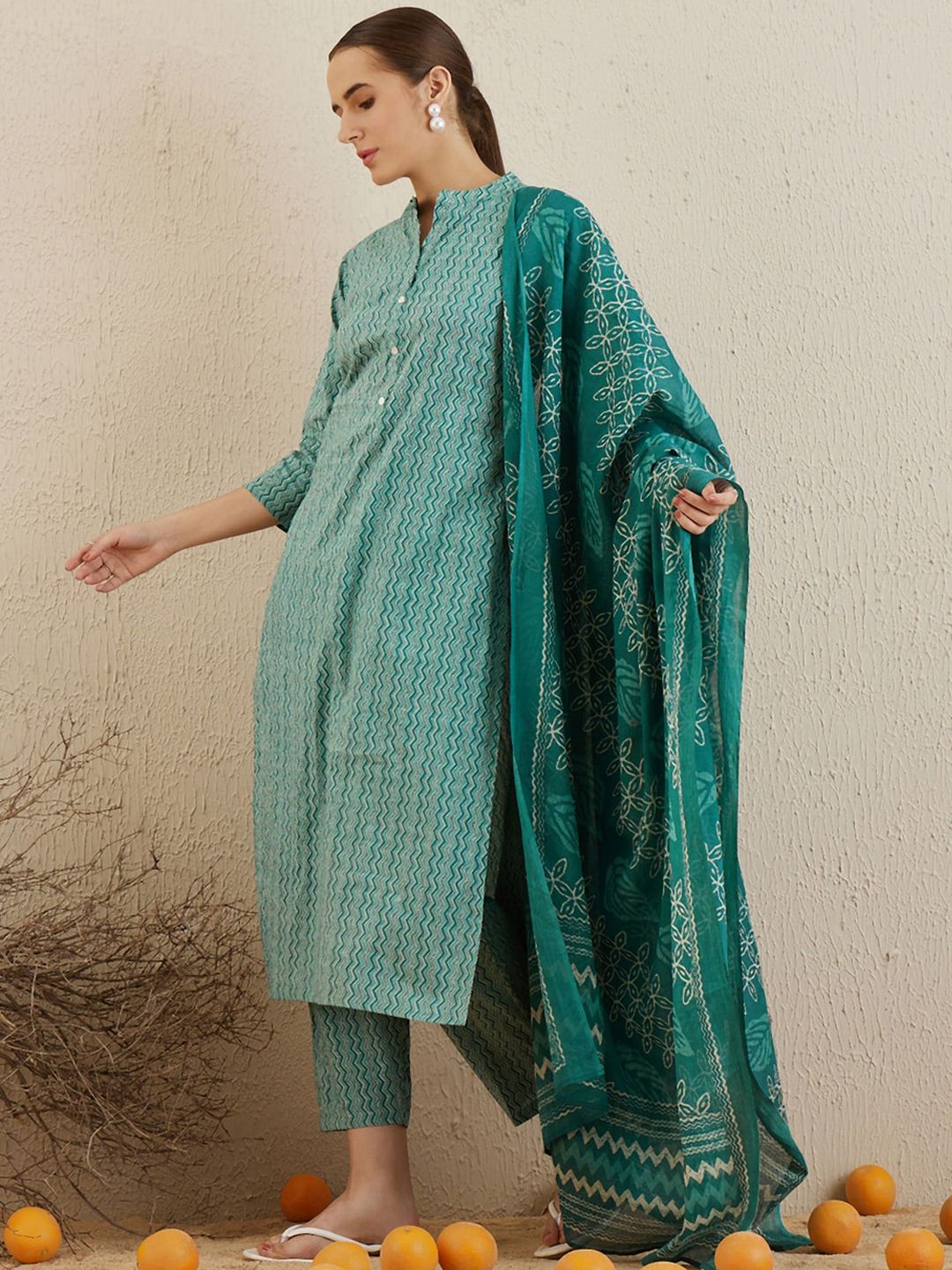 Dhiyona IE Chevron Printed Mandarin Collar Pure Cotton Kurta with Trousers & With Dupatta