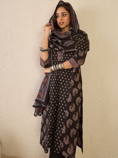 Floral Printed V-Neck Pure Cotton Straight Kurta With Trousers & Dupatta