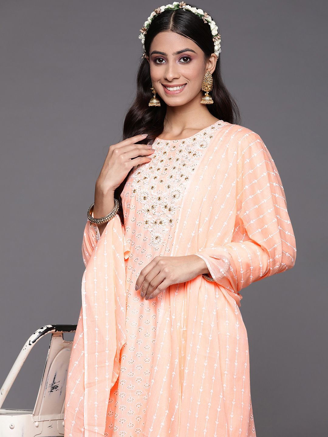 Women Peach-Coloured Floral Printed Liva Kurta with Trousers & With Dupatta