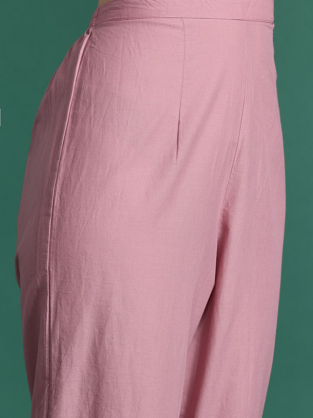 Women Floral Printed Thread Work Pure Cotton Kurta With Trousers & Dupatta