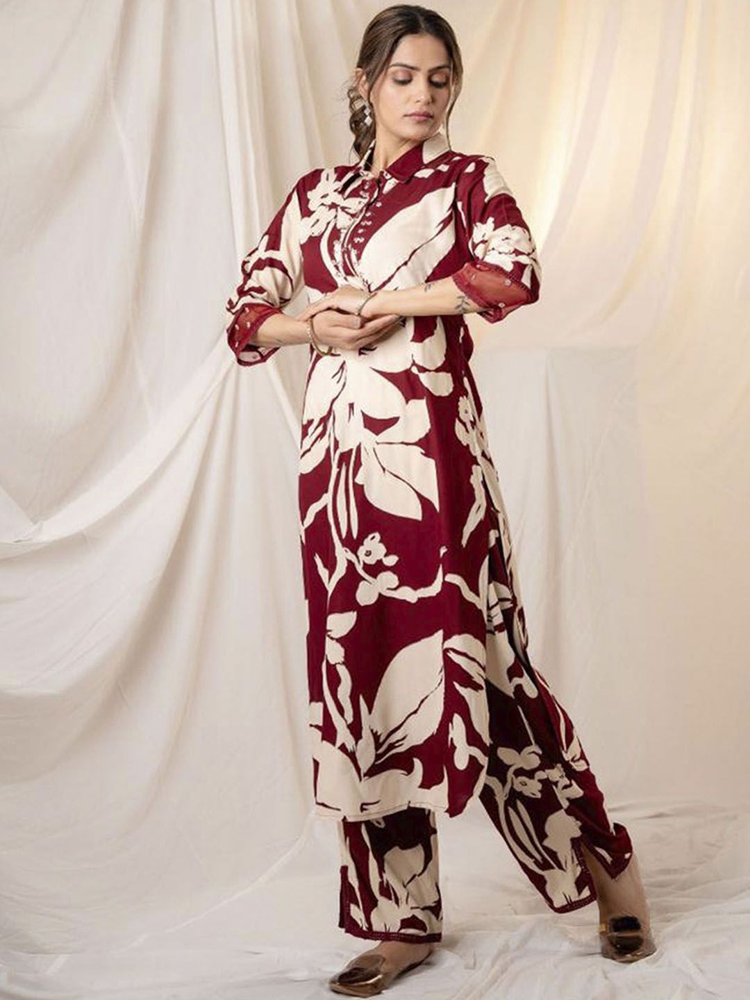 Dhiyona IE Floral Printed Three-Quarter Sleeves Tunic With Trouser