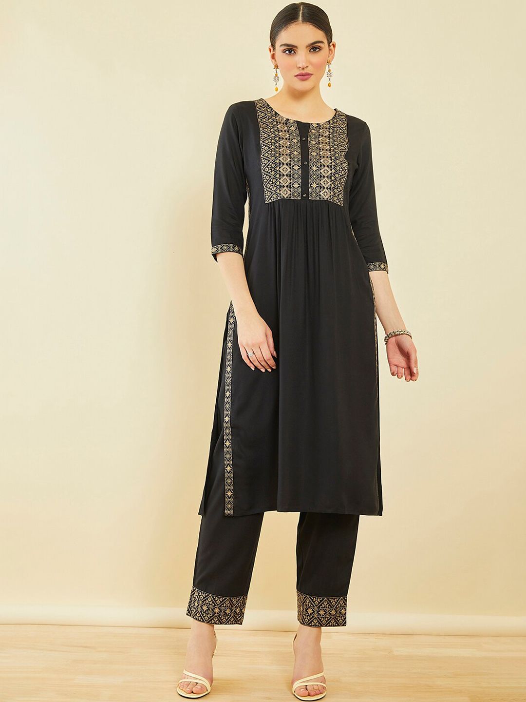 Dhiyona SO Women's Ethnic Motifs Yoke Design Pleated Thread Work Straight Kurta with Trousers