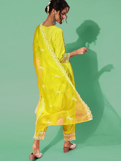 Women Yoke Design Round Neck Kurta With Trousers & Dupatta