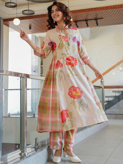 Women Floral Printed Regular Pure Cotton Kurta with Trousers