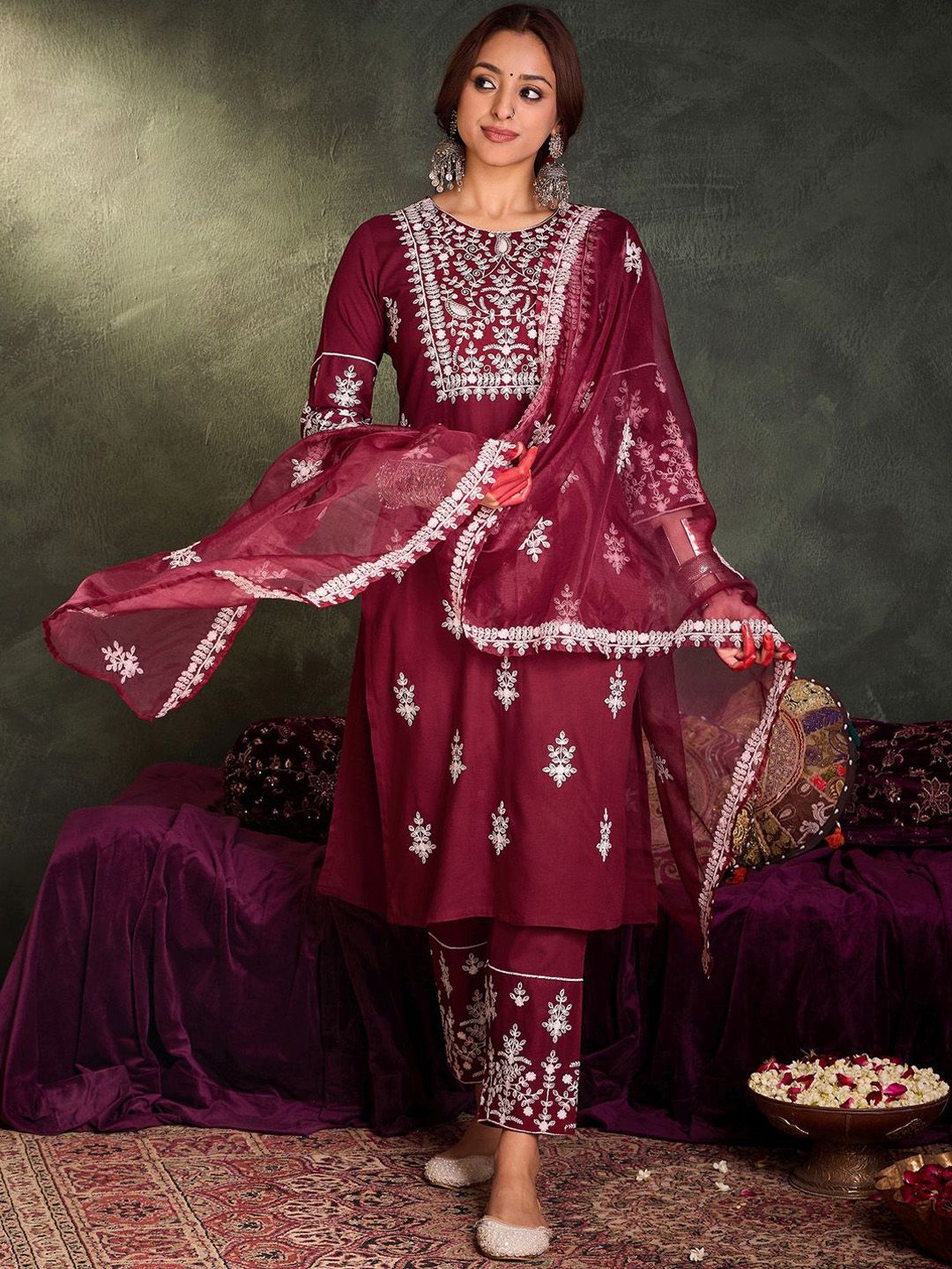 Women Ethnic Motifs Embroidered Regular Thread Work Kurta with Trousers & With Dupatta