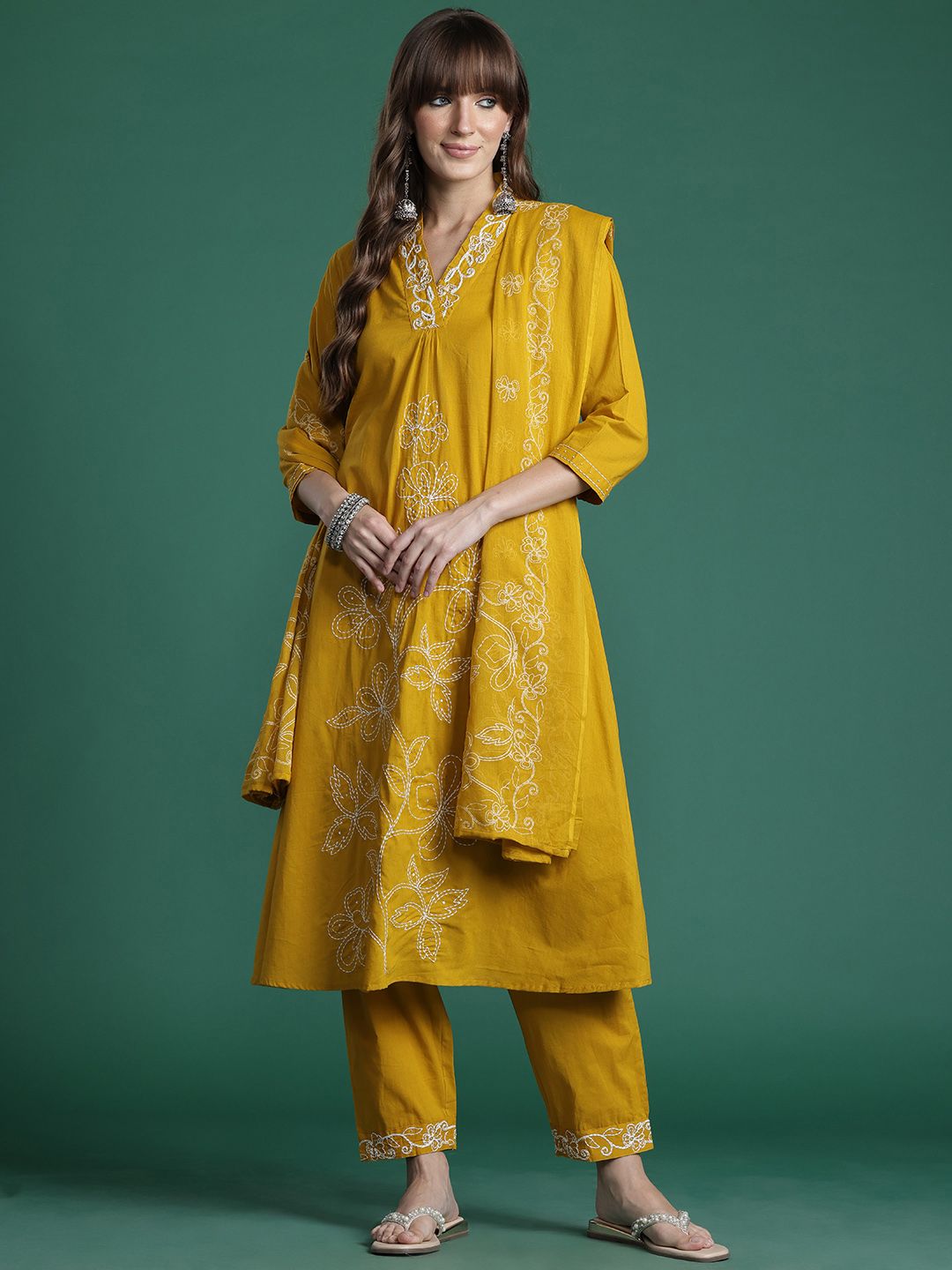 Floral Embroidered Thread Work Pure Cotton Kurta with Trousers & With Dupatta