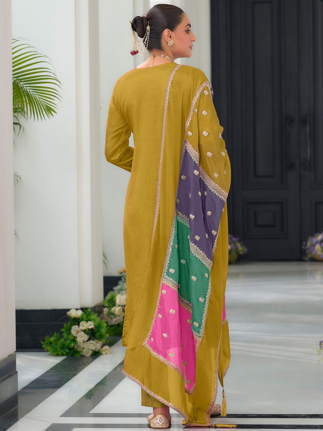 Women Floral Embroidered Kurta with Trousers & Dupatta