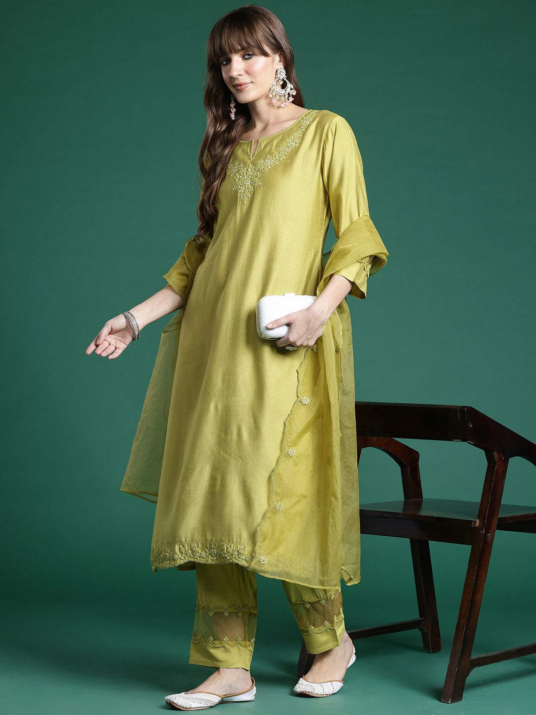 Dhiyona IE Ethnic Motifs Embroidered Sequinned Liva Kurta With Trousers & Dupatta