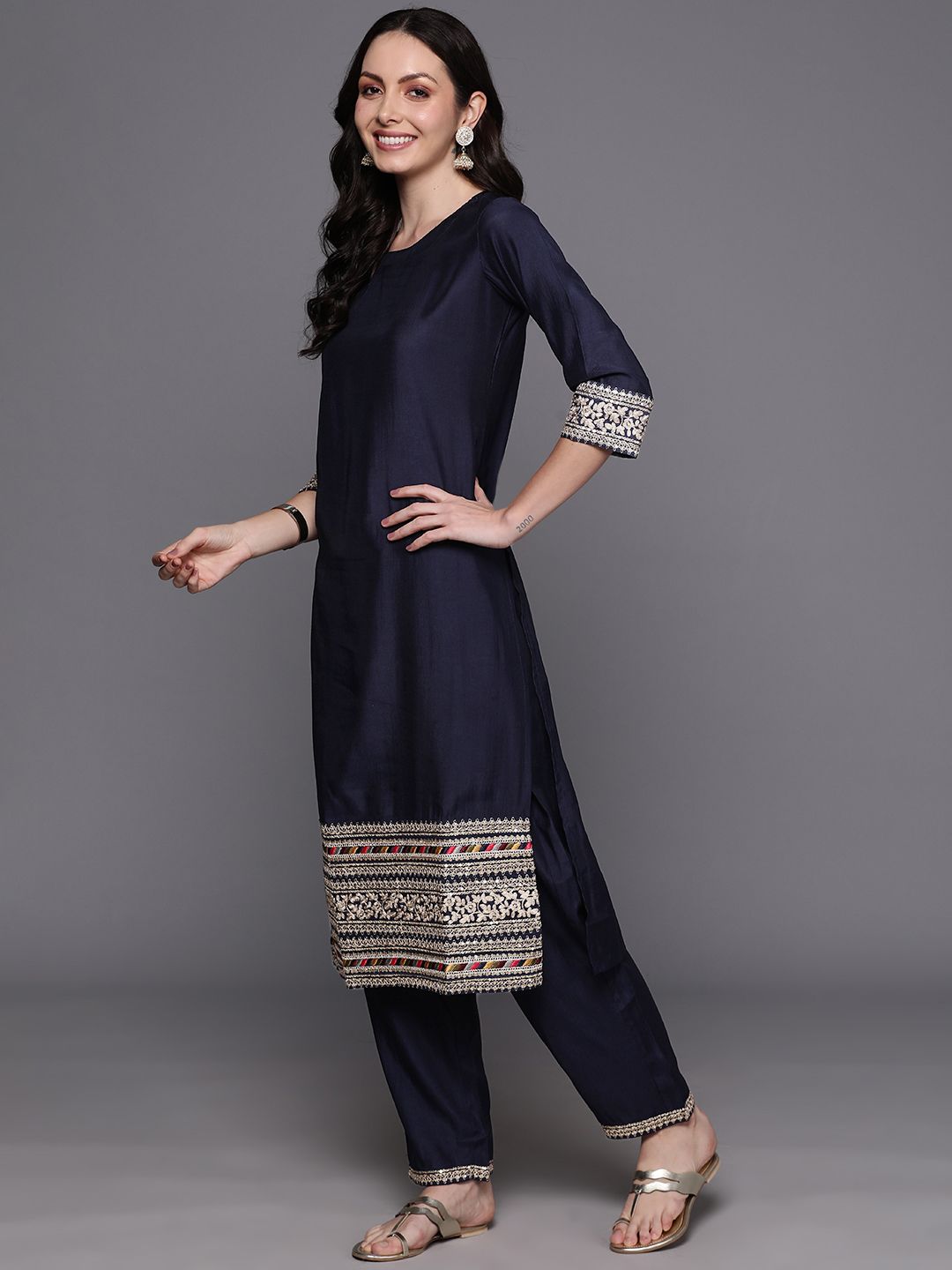 Ethnic Motifs Embroidered Regular Zardozi Liva Kurta with Trousers & With Dupatta