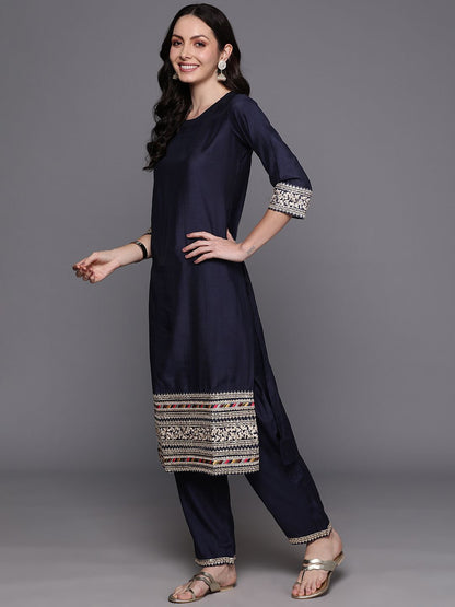 Ethnic Motifs Embroidered Regular Zardozi Liva Kurta with Trousers & With Dupatta