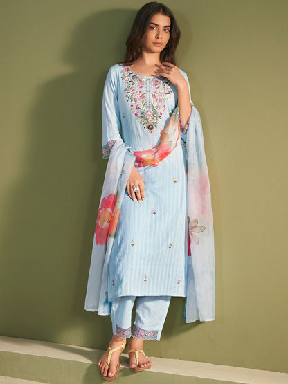 Women Ethnic Motifs Embroidered Thread Work Kurta with Trousers & With Dupatta